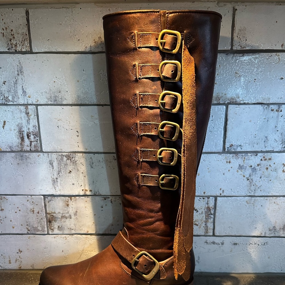 New with tags “Veronica strap tall” Frye boots. - Picture 2 of 8